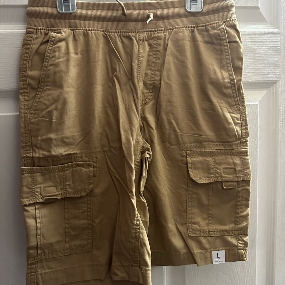 Boy’s Large Tan Cargo Shorts